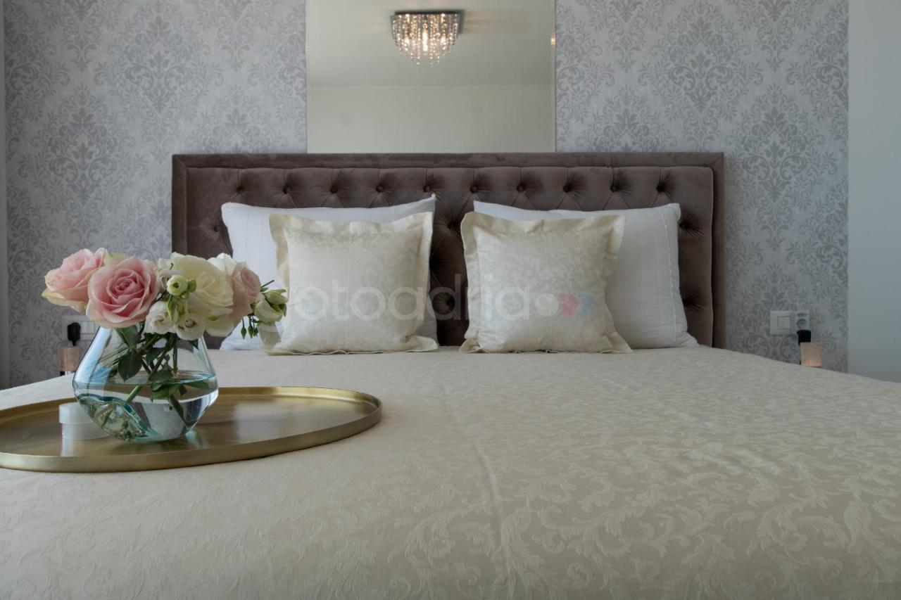 Villa Smaragd - Opal - Luxury Apt With Shared Pool And Private Hot Tub Makarska Exteriör bild